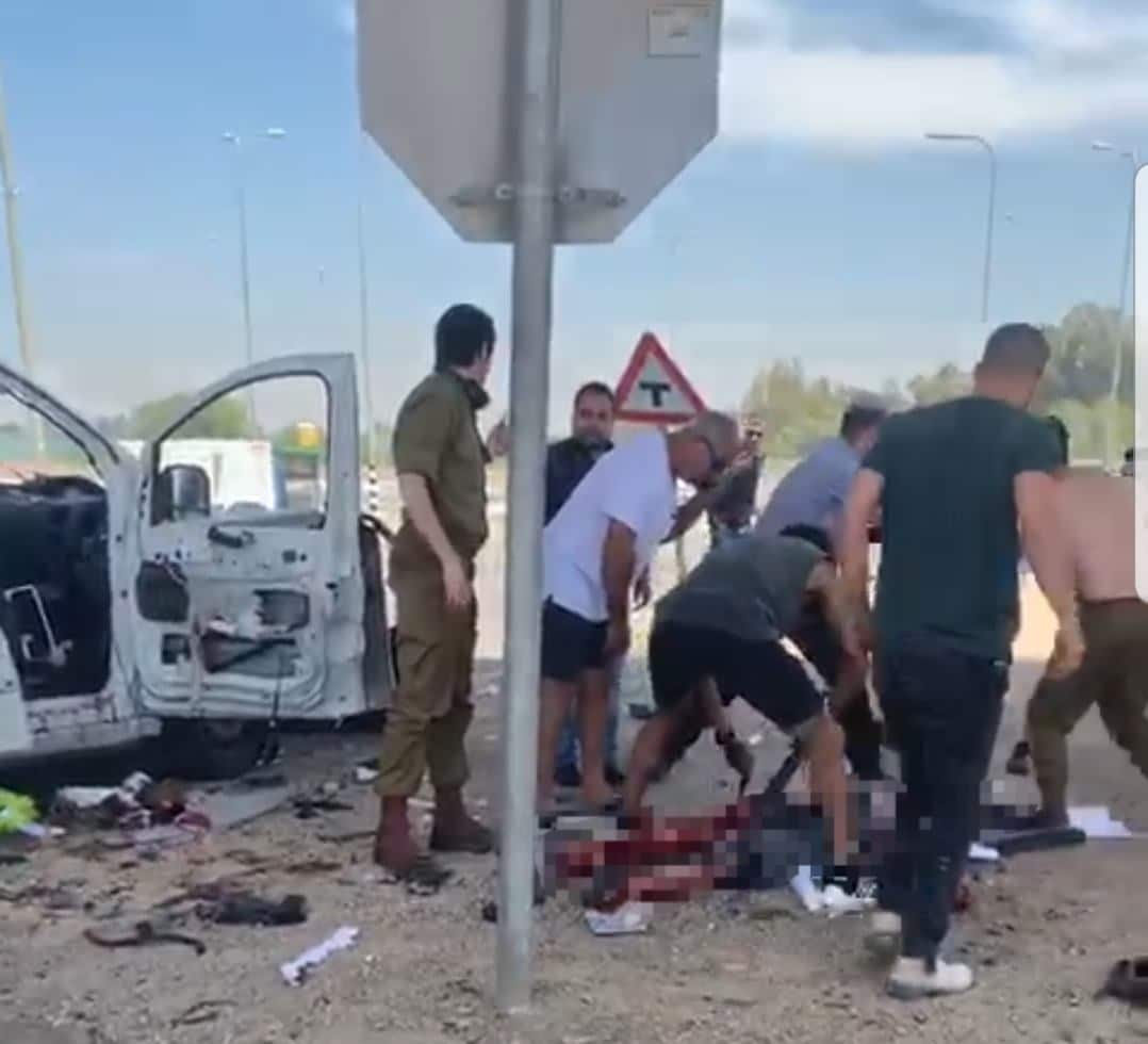 En israeler drabt efter missil angreb