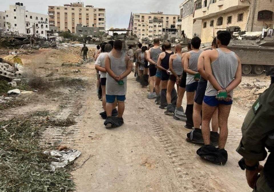 Gaza: Hamas falder og ingen vil hjælpe
